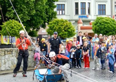 MDD 2011 - názorná ukážka záchranárov